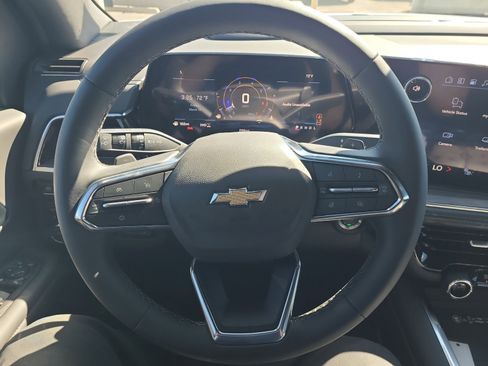 New 2026 Chevrolet Suburban LT w/ Comfort Package image 16