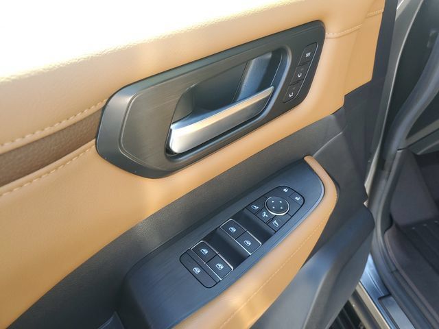 Used 2025 Nissan Armada Platinum Reserve AWD/4WD image 13