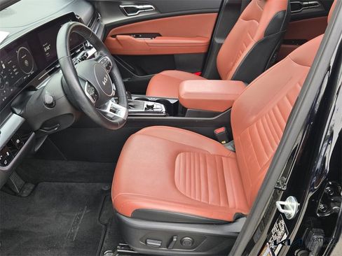 Certified 2024 Kia Sportage SX image 11