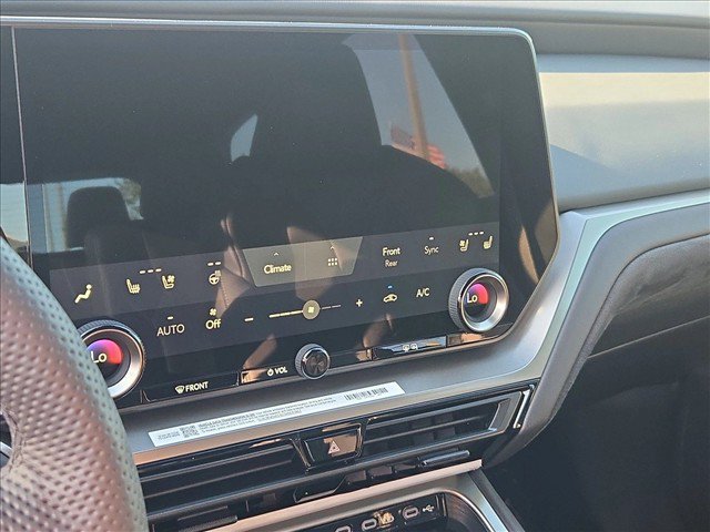 Used 2026 Lexus TX 350 AWD w/ Technology Package image 13