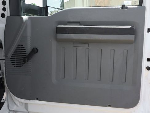 Used 2019 Ford F650 2WD Regular Cab Super Duty image 29