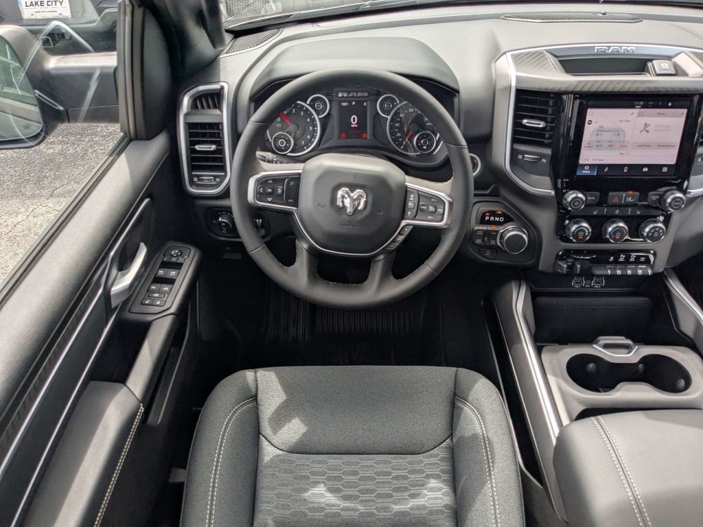 New 2026 RAM 1500 Big Horn AWD/4WD image 15