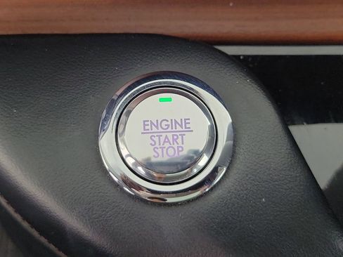 Used 2021 Lincoln Aviator Reserve w/ Equipment Group 202A AWD/4WD image 29