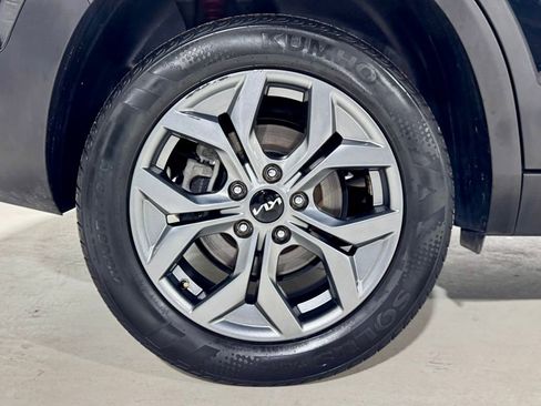 Used 2024 Kia Seltos LX image 33