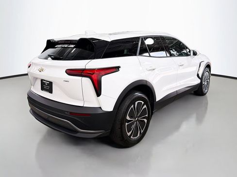 Used 2024 Chevrolet Blazer EV LT AWD/4WD image 9