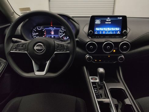 Used 2025 Nissan Sentra SV image 22