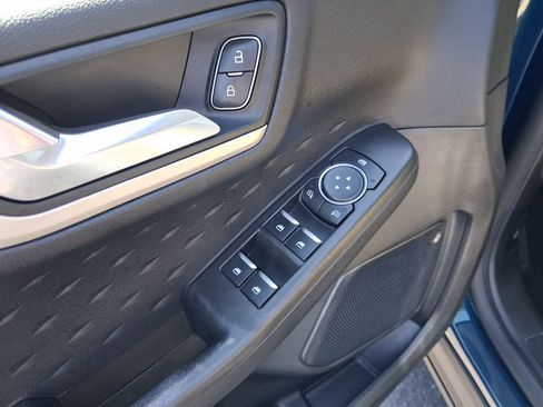 Used 2020 Ford Escape SE AWD/4WD image 17