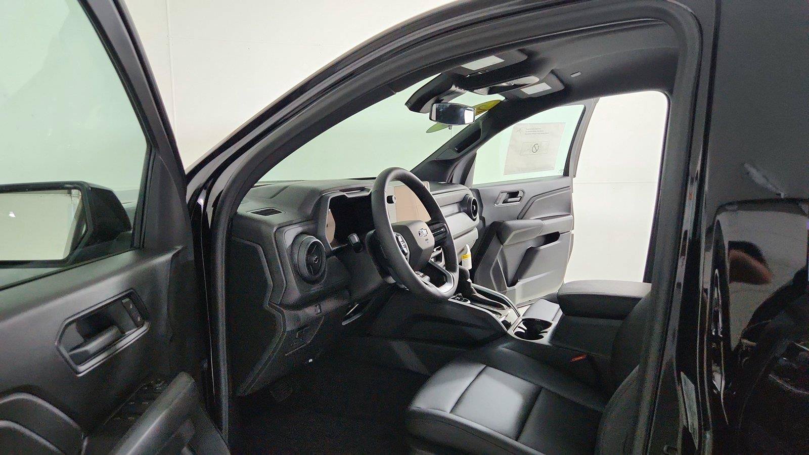 New 2026 Chevrolet Colorado Trail Boss AWD/4WD image 16