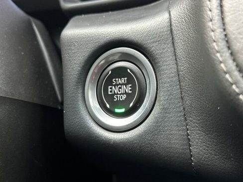 Used 2022 Chevrolet Tahoe Z71 w/ Luxury Package image 20