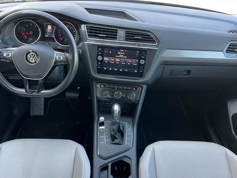 Used 2019 Volkswagen Tiguan SE image 4