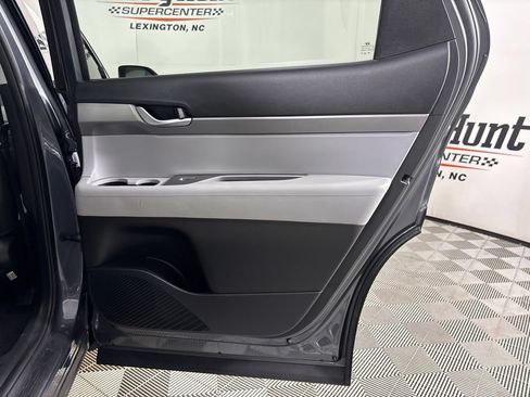 Used 2021 Hyundai Palisade SEL w/ Cargo Package FWD image 27