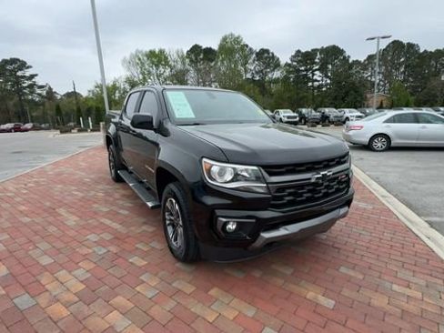 Used 2021 Chevrolet Colorado Z71 AWD/4WD image 5