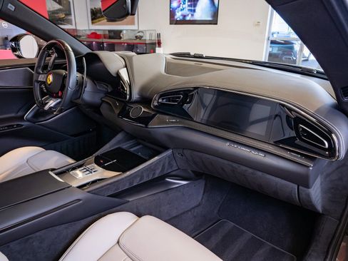 Certified 2024 Ferrari Purosangue AWD/4WD image 21