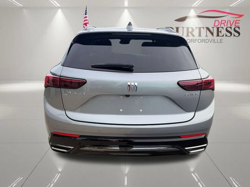 Certified 2025 Buick Envision Sport Touring AWD/4WD image 7