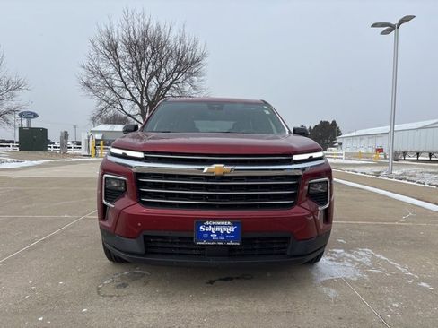 New 2026 Chevrolet Traverse LT w/ Enhanced Driving Package image 3