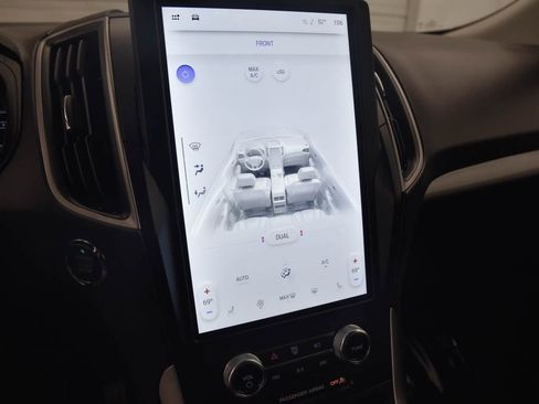 Used 2023 Ford Edge SEL image 21