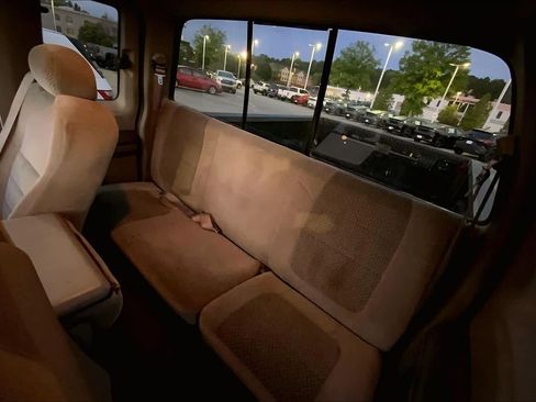 Used 2001 Ford F250 XLT AWD/4WD image 19