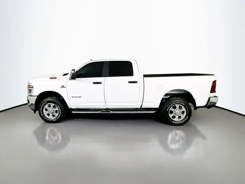 Used 2025 RAM 2500 Big Horn AWD/4WD image 4