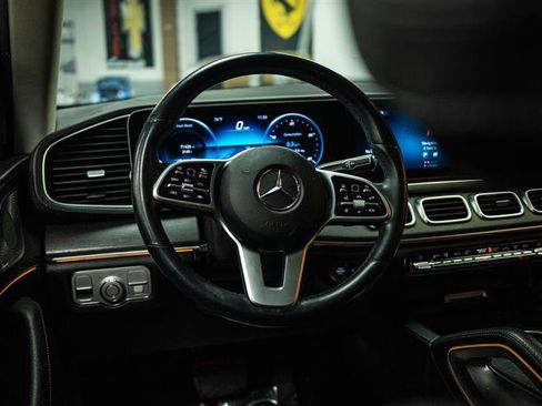 Used 2020 Mercedes-Benz GLS 450 4MATIC image 17