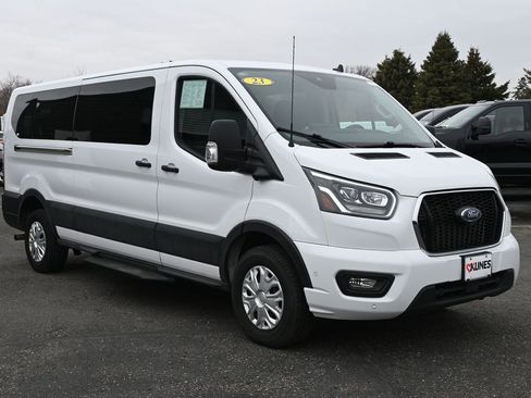 Used 2023 Ford Transit 350 XLT RWD image 3