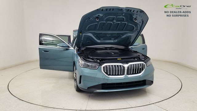 Used 2026 BMW i5 xDrive40 AWD/4WD image 14