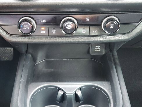 Used 2024 Honda HR-V LX image 23