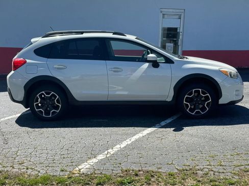Used 2015 Subaru Crosstrek 2.0i Premium AWD/4WD image 4