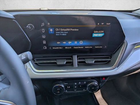 New 2026 Chevrolet Trax LT w/ Sunroof Package FWD image 12