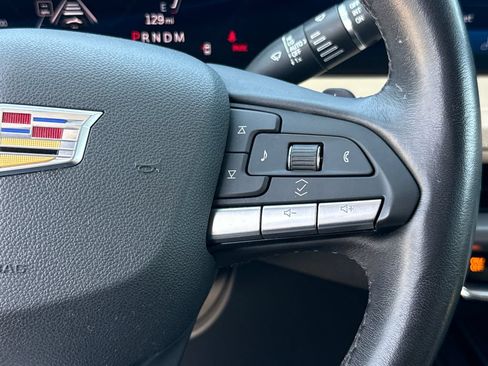Used 2025 Cadillac XT4 Premium Luxury w/ Cold Weather Package FWD image 14