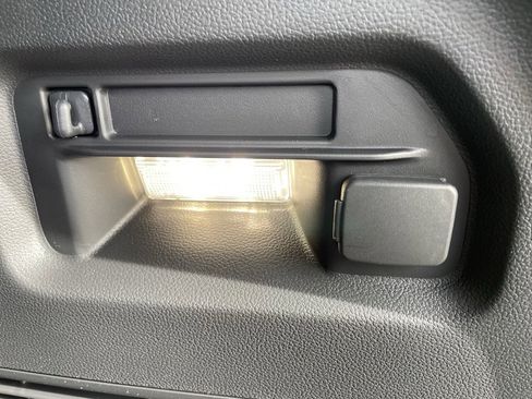 New 2026 Ford Explorer Active w/ Active Comfort Package image 25