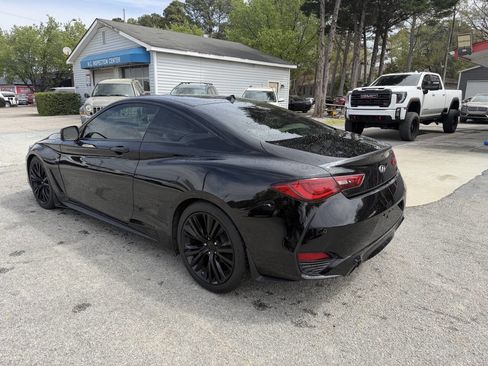 Used 2017 INFINITI Q60 3.0t w/ Premium Plus Package 3.0T image 4