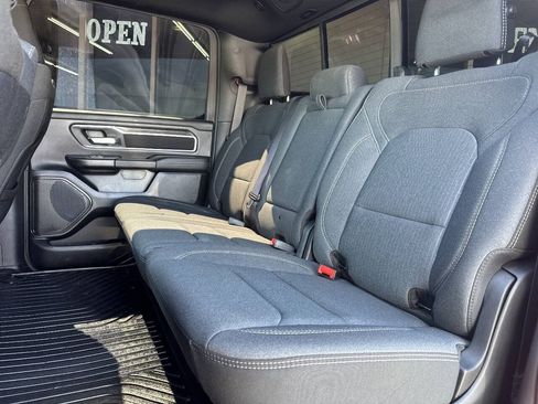 Used 2023 RAM 1500 Big Horn AWD/4WD image 25