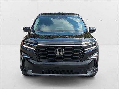 New 2025 Honda Pilot EX-L image 2