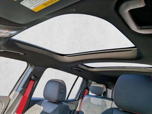 New 2026 Mercedes-Benz GLB 35 AMG 4MATIC image 15