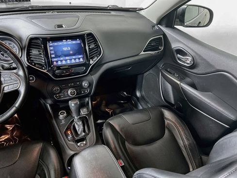 Used 2020 Jeep Cherokee Limited AWD/4WD image 20