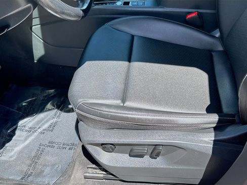 Used 2021 Volkswagen Atlas SE w/ Towing Package FWD image 15