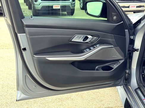 Used 2025 BMW M3 Competition image 22