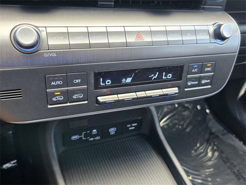 Certified 2024 Hyundai Kona SEL image 18