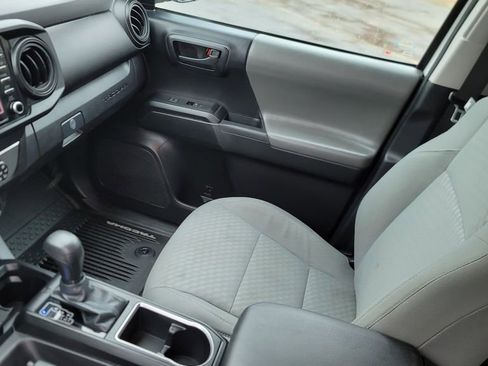 Used 2020 Toyota Tacoma SR image 23