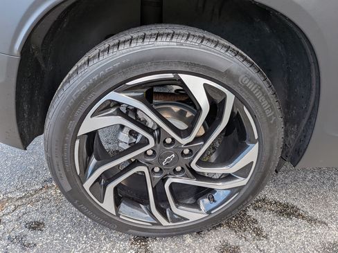 Used 2024 Chevrolet TrailBlazer RS w/ Convenience Package FWD image 12