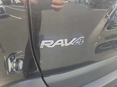 Certified 2025 Toyota RAV4 XLE AWD/4WD image 28