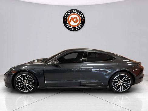 Used 2021 Porsche Taycan RWD image 6