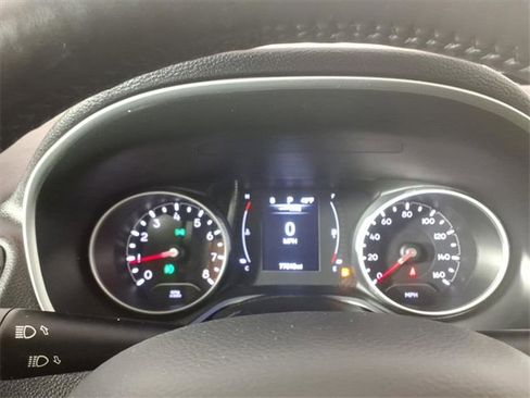 Used 2018 Jeep Compass Latitude image 25