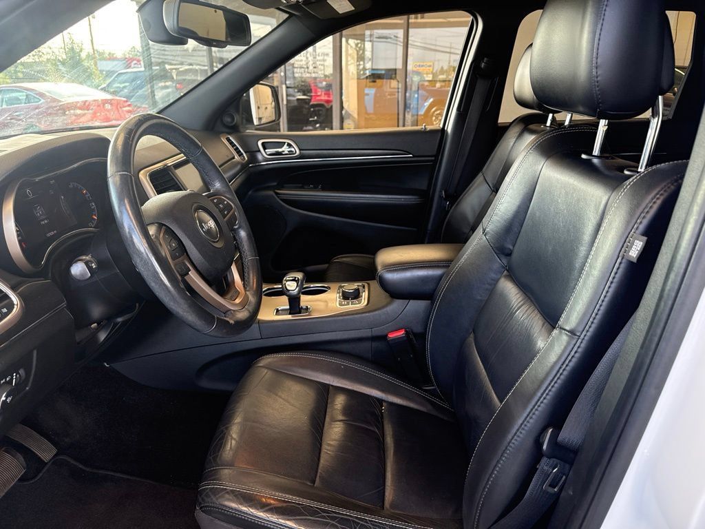 Used 2015 Jeep Grand Cherokee Limited AWD/4WD image 14