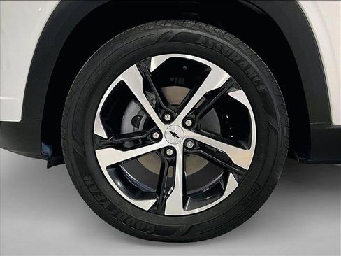 Used 2024 Chevrolet Trax RS FWD image 10