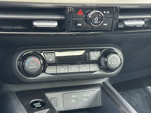 New 2026 Nissan Kicks SV w/ SV Premium Package image 17