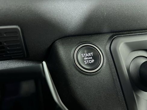 Used 2023 Land Rover Defender 110 S AWD/4WD image 17