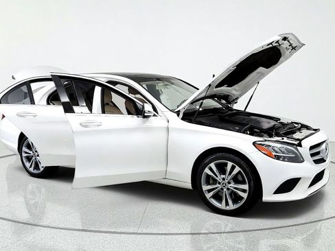 Used 2019 Mercedes-Benz C 300 4MATIC Sedan image 14