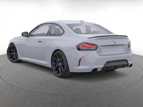 Used 2025 BMW 230i Coupe w/ M Sport Package RWD image 4