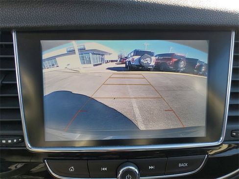 Used 2018 Buick Encore Premium image 26